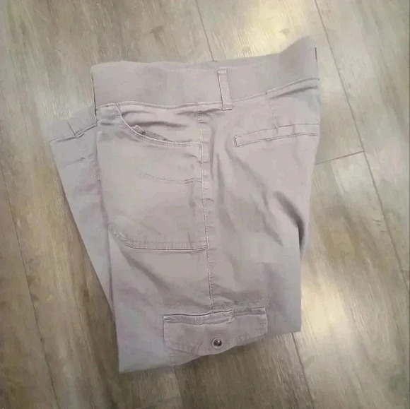 Lees flex fit khakis - Picture 3 of 7